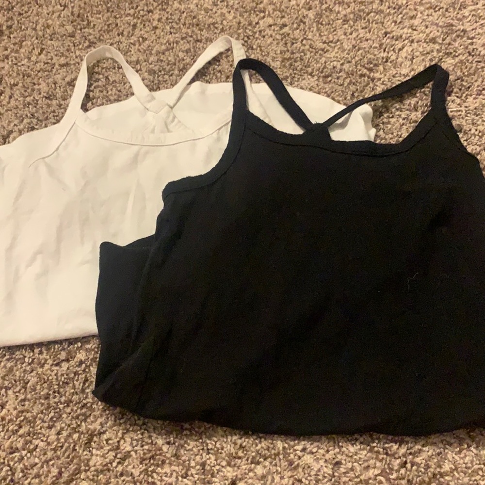 2 matching tank tops
